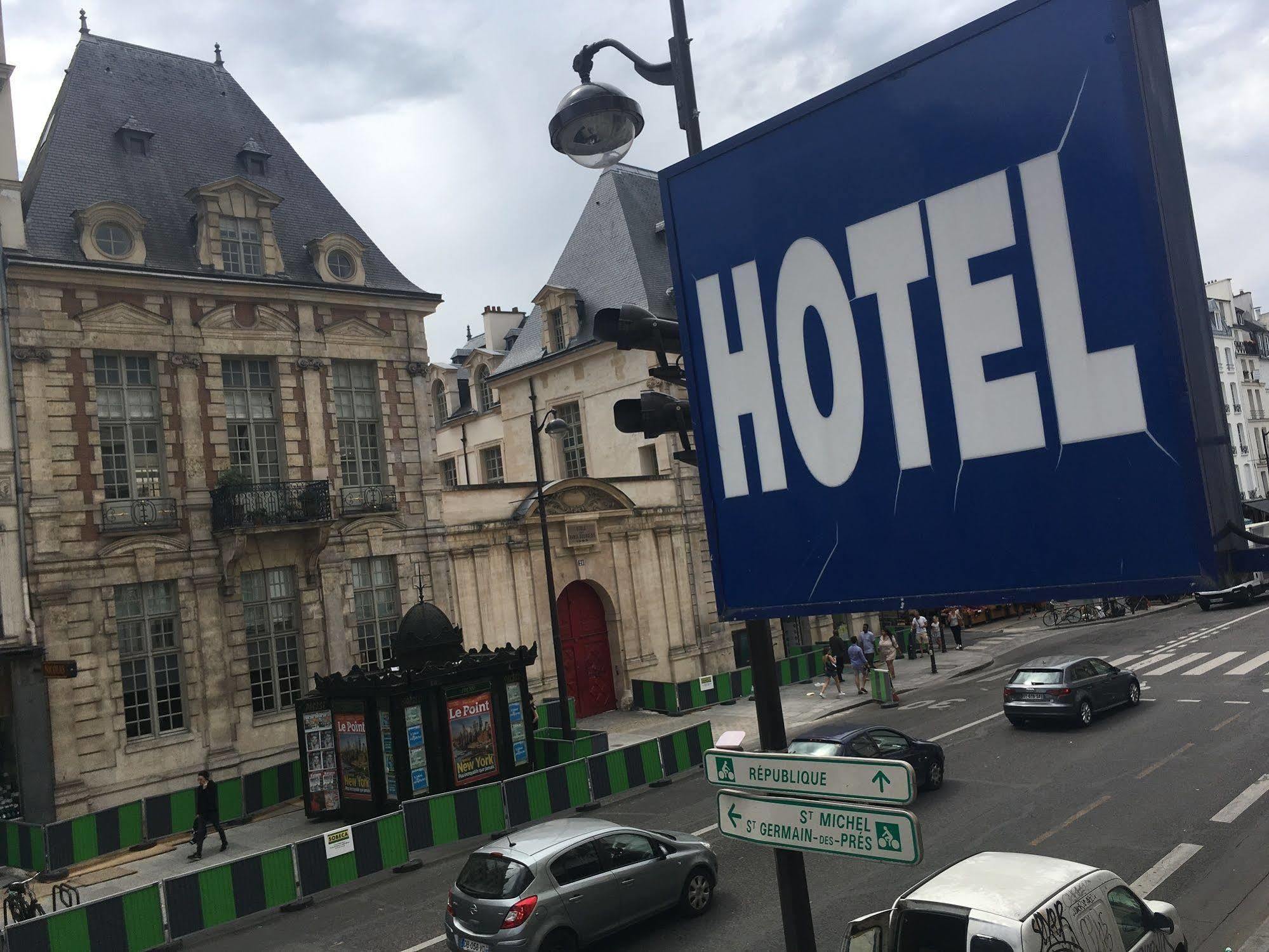 Hotel De La Herse D'Or Paris Bagian luar foto